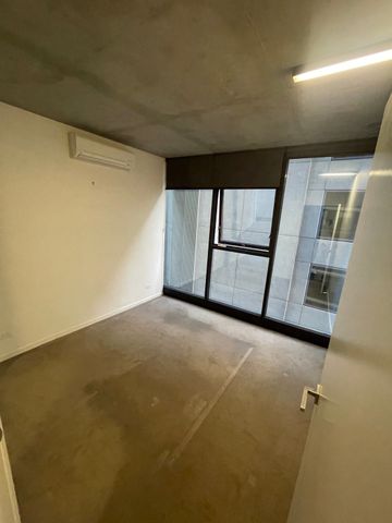 St Kilda Road - Photo 3