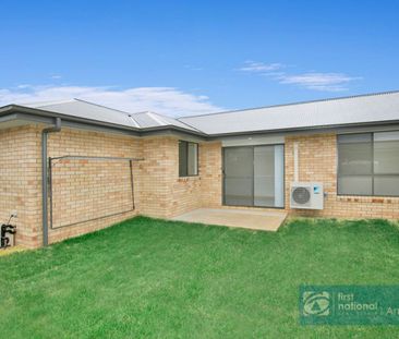 FOOTHILLS ESTATE DUPLEX!!! - Photo 5