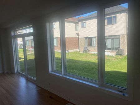 For Lease - 16 Tamworth Terrace, Barrie, Ontario - Photo 5