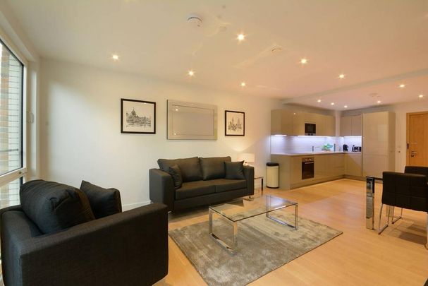 2 bedroom flat to rent - Photo 1