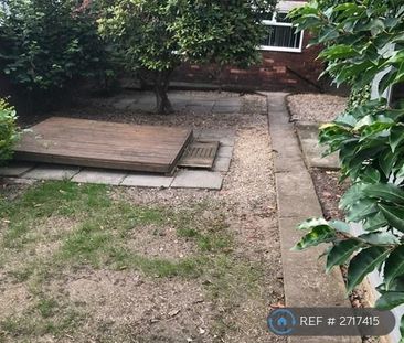 3 bedroom semi-detached house to rent - Photo 2