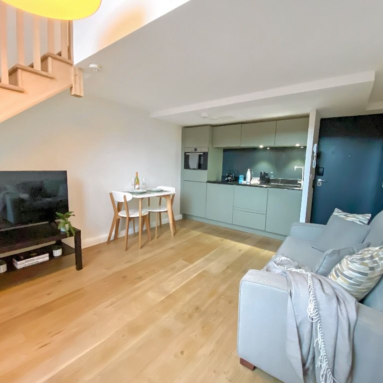 Flat 8, McDonald Road, Broughton, EH7 4NN, Edinburgh - Photo 1