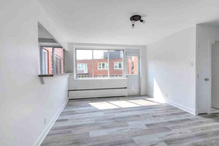 3605 Avenue Ridgewood apartment — Montréal, QC (2-Bedroom) - 2 Bedroom - Photo 4