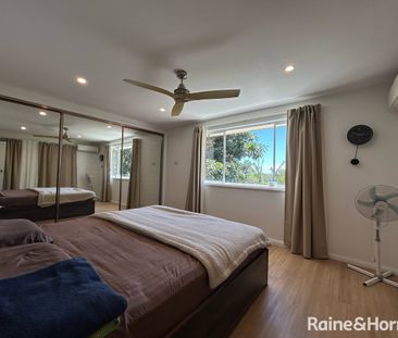 Beautifully Presented, Family Home! - Photo 3