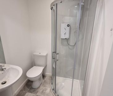 Studio to rent - Photo 2