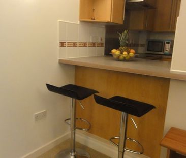 1 Bed Flat, Ellerslie Court, M14 - Photo 5