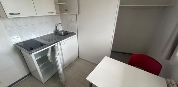 Location Appartement 1 pièce 23m² AUBIERE 63170 - Photo 2