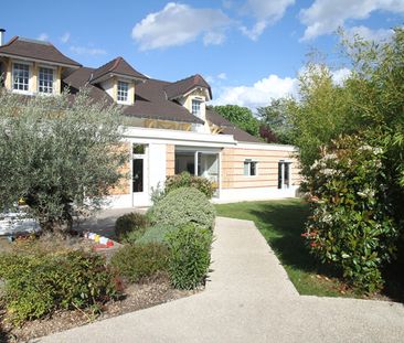 Location Maison 4 pièces 118m² - Photo 1