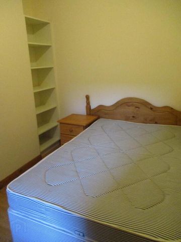 Two Great Apartments, 109 University Avenue, Queens Quarter, Belfast, BT7 1GY - Photo 3