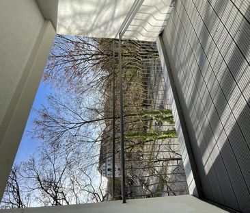 Möblierte 2-Zimmer-Dachgeschosswohnung in Bestlage mit Balkon - Foto 1