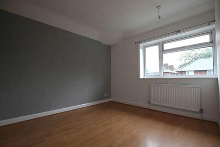 Brookfield Gardens, Wythenshawe, M22 - Photo 3