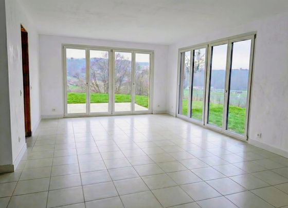 4.5 Zimmer, 97 m², 1. Stock - Photo 1