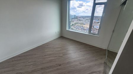 For Lease - 2495 Eglinton Avenue Unit# 1806, Mississauga, Ontario - Photo 4