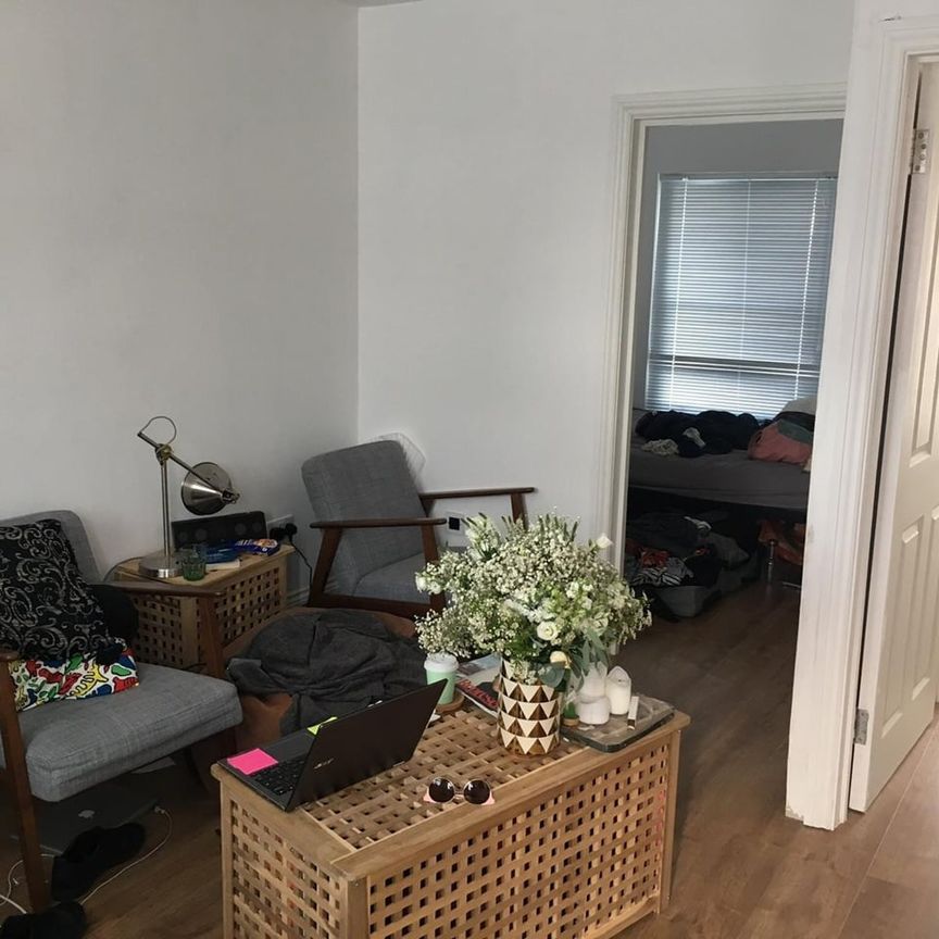 3 Bed Flat, Kentish Town Road, NW1 - Photo 1