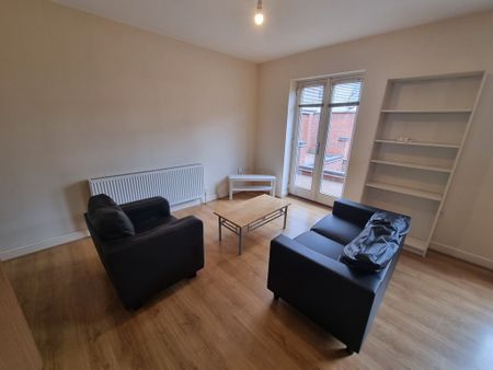 2 Bed Student Accommodation - Photo 4