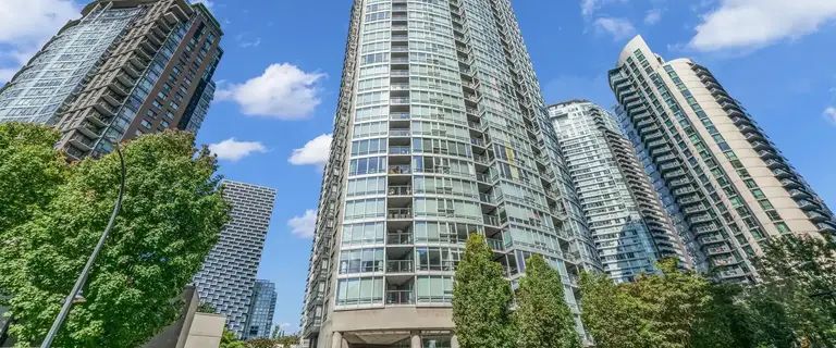 Park West 2 | 583 Beach Crescent, Vancouver - Photo 1