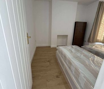 Room in a Shared House, Thorngrove Road, E13 - Photo 3