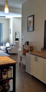Verdun 6½ 1500 sqft renovated – yard, parking, waterfront, metro - Photo 4