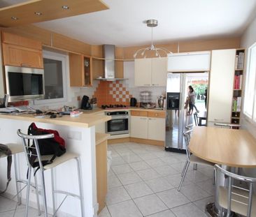 Villa T4 à JARRIE - Photo 3