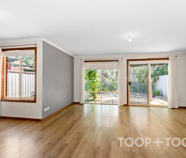 Charming Modern Home Overlooking Linear Park - Photo 2