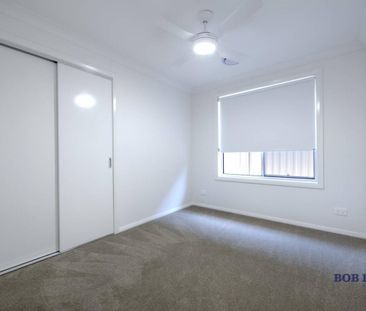 Newly Built Three-Bedroom Home in Popular Southlakes Estate - Photo 5