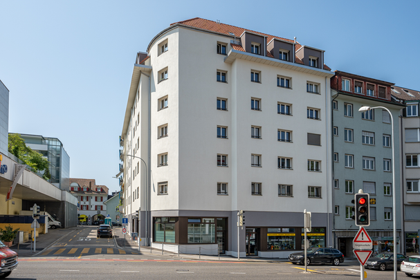 FRISCH SANIERTE WOHNUNG - MITTEN IN OLTEN - Photo 1