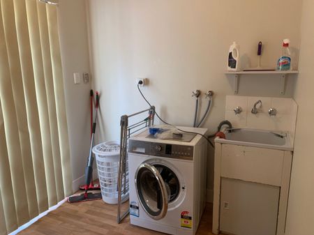 FULLY FURNISHED CHARACTER HOME! - Photo 5