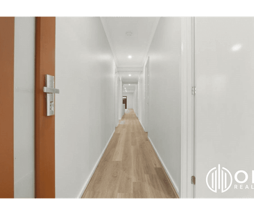 Your Dream Family Home in the Heart of Tarneit! - Photo 1