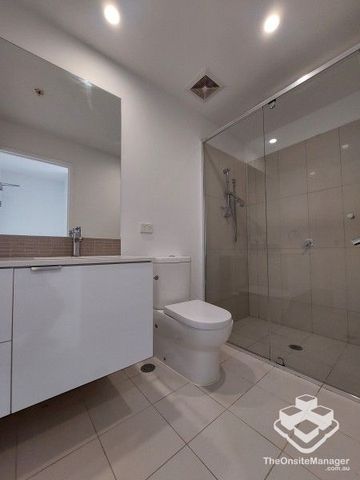 One Bedroom Unfurnished Apartment For Rent, South Brisbane QLD - Photo 3