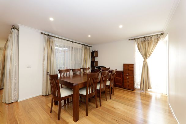 8 Naughton Grove, Blackburn - Photo 1
