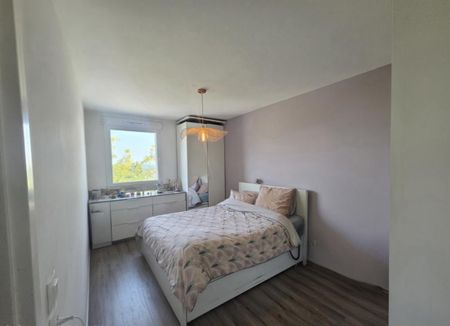 Location Appartement 4 pièces 98m² ST JULIEN EN GENEVOIS 74160 - Photo 4