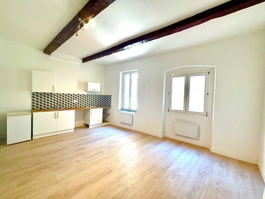 Appartement 1 pièces 31m2 MARSEILLE 7EME 680 euros - Photo 1