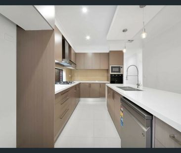 Modern Comfort in a Convenient Location - Photo 6