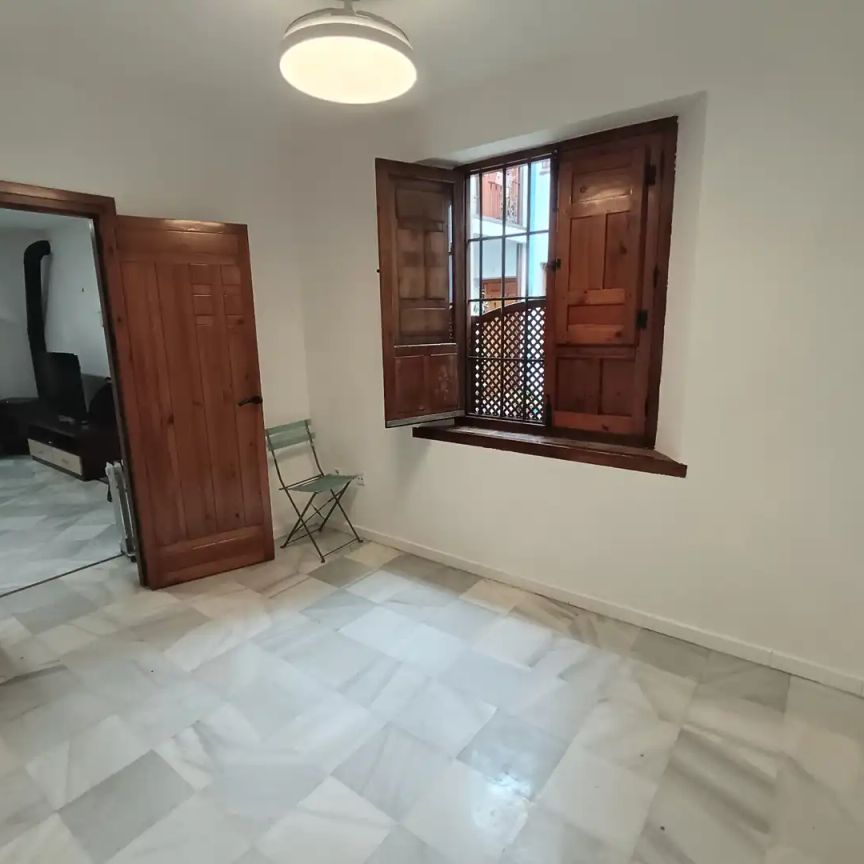 Piso de alquiler en Calle Averroes, Casco Histórico - Ribera - San Basilio - Photo 1