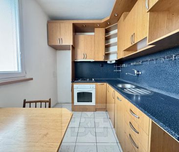 Pronájem bytu 3+1 69 m2 - Fotografie 1