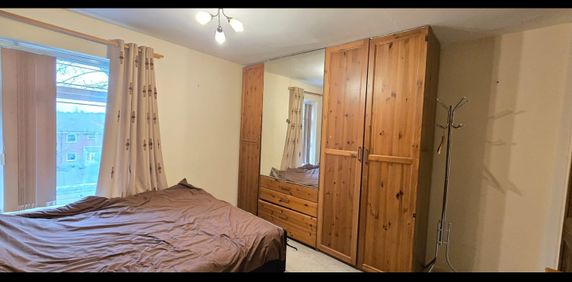 Room in a Shared House, Bristol Road, B5 - Photo 2