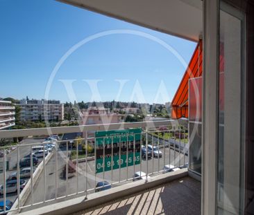 Cagnes centre Studio avec terrasse cave et parking au calme - Photo 4