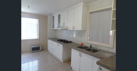 CHARMING BRICK VENEER HOME - Photo 5