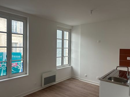 Location appartement 1 pièce, 37.75m², Rochefort - Photo 5