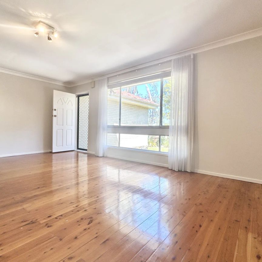 Beautifully renovated double-storey home perfect for growing families - Photo 1
