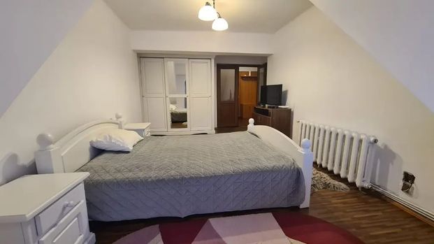 Oferind spre închiriere garsoniera în Curtea de Arges lângă Brd - Photo 1