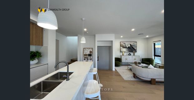 $920/week Modern Townhouse - Photo 1