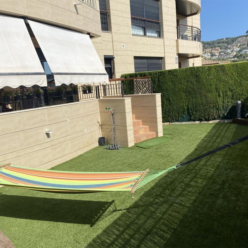 Apartamento de alquiler en Carrer Vall de Gallinera, 7, Centro ciudad - Photo 1