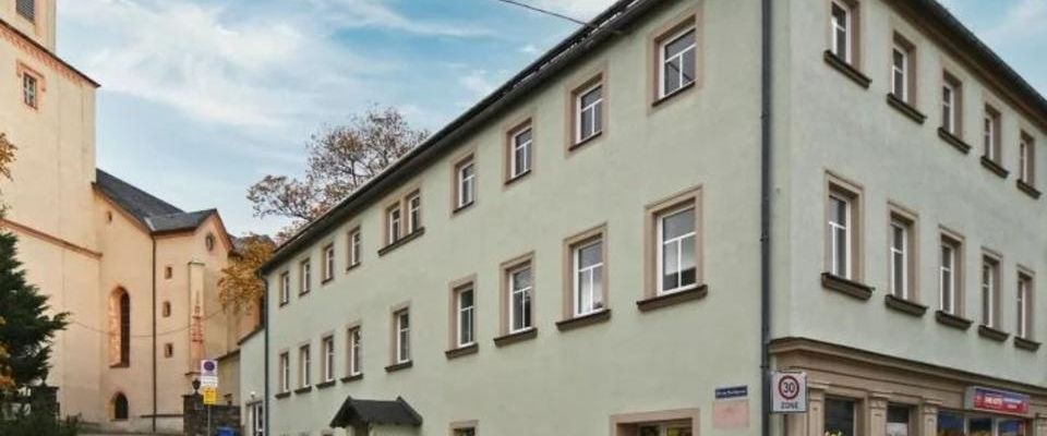 Großzügige 4-Raum-Wohnung in zentraler Lage in 09619 Sayda - Foto 1