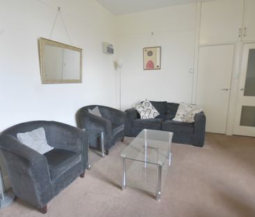 2 Bedroom Apartment - Photo 4