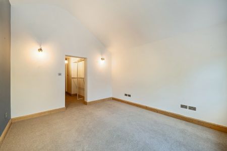 Sydenham Road, Guildford, Surrey, GU1 - Photo 5