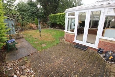 Maple Way, Burton Upon Trent, Branston, DE14 - Photo 2