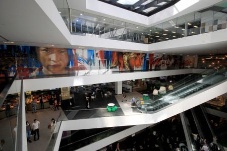 Furnished Loft in the Heart of the University District - Photo 5