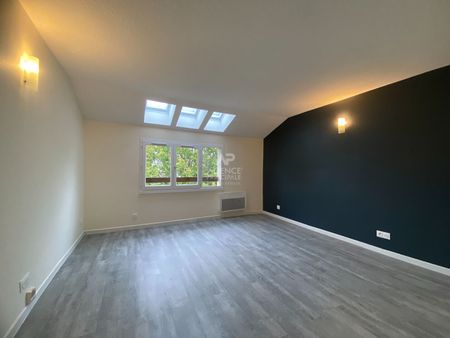 Appartement Cergy 1 pièce(s) 24.38 m2 - Photo 2