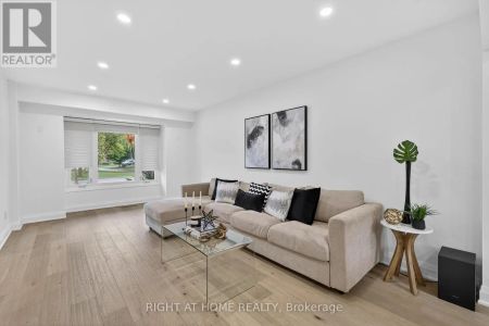 16 MAYVERN CRESCENT - Photo 5